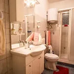 House Nada Apartman *