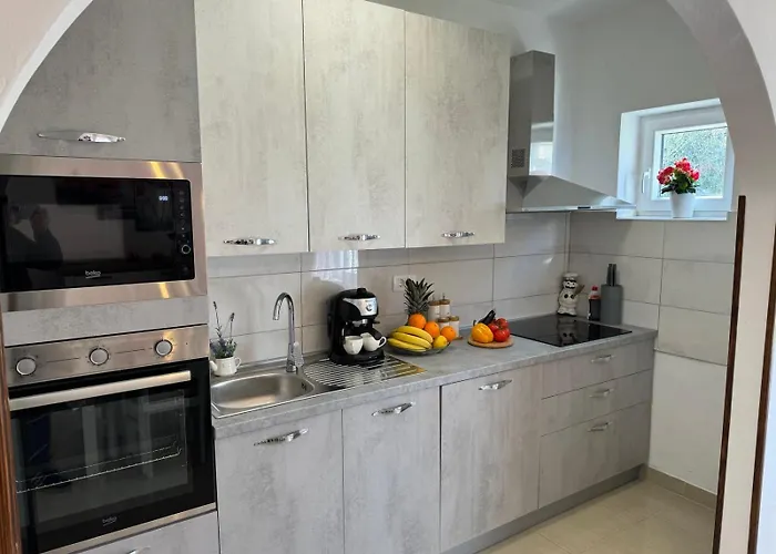 House Nada Apartman Muntić