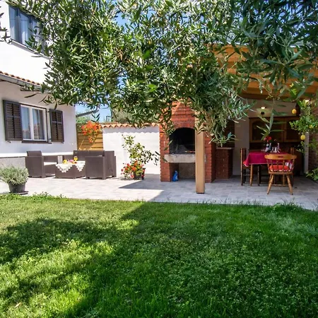 House Nada Apartamento *